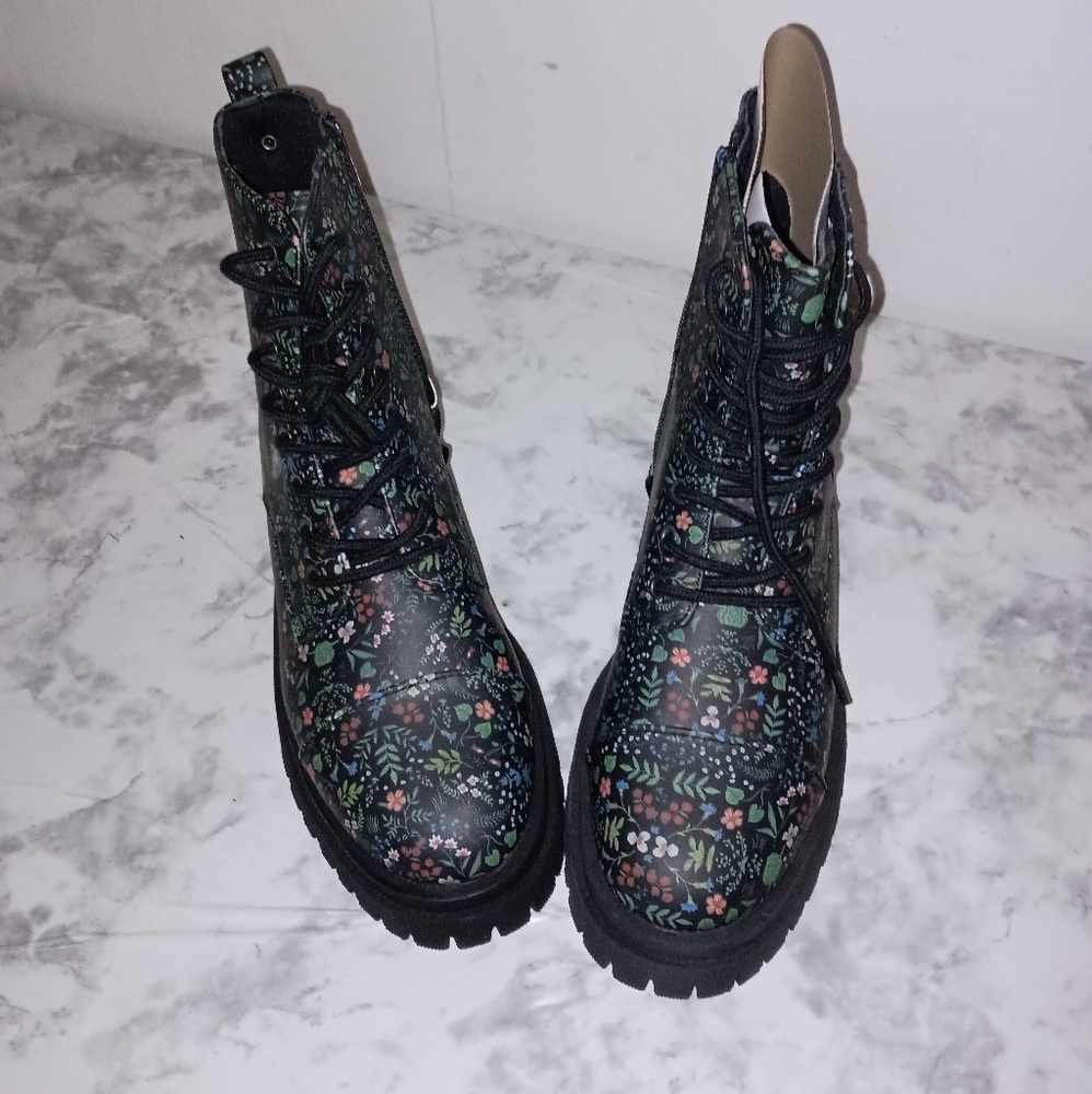 Floral Lace-Up Boots